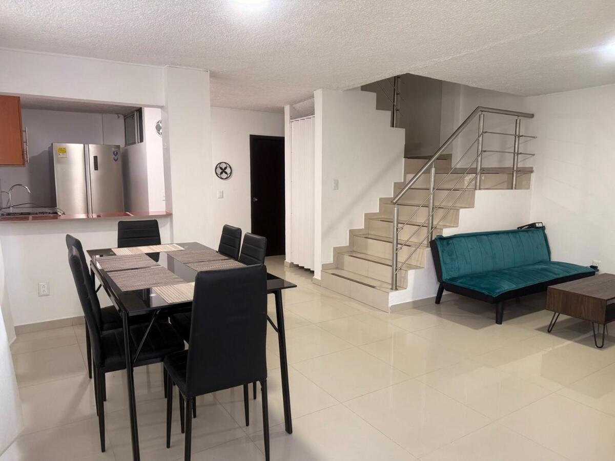Hermosa Habitacion A Una Cuadra Del Ventura Plaza 3 Кукута Экстерьер фото