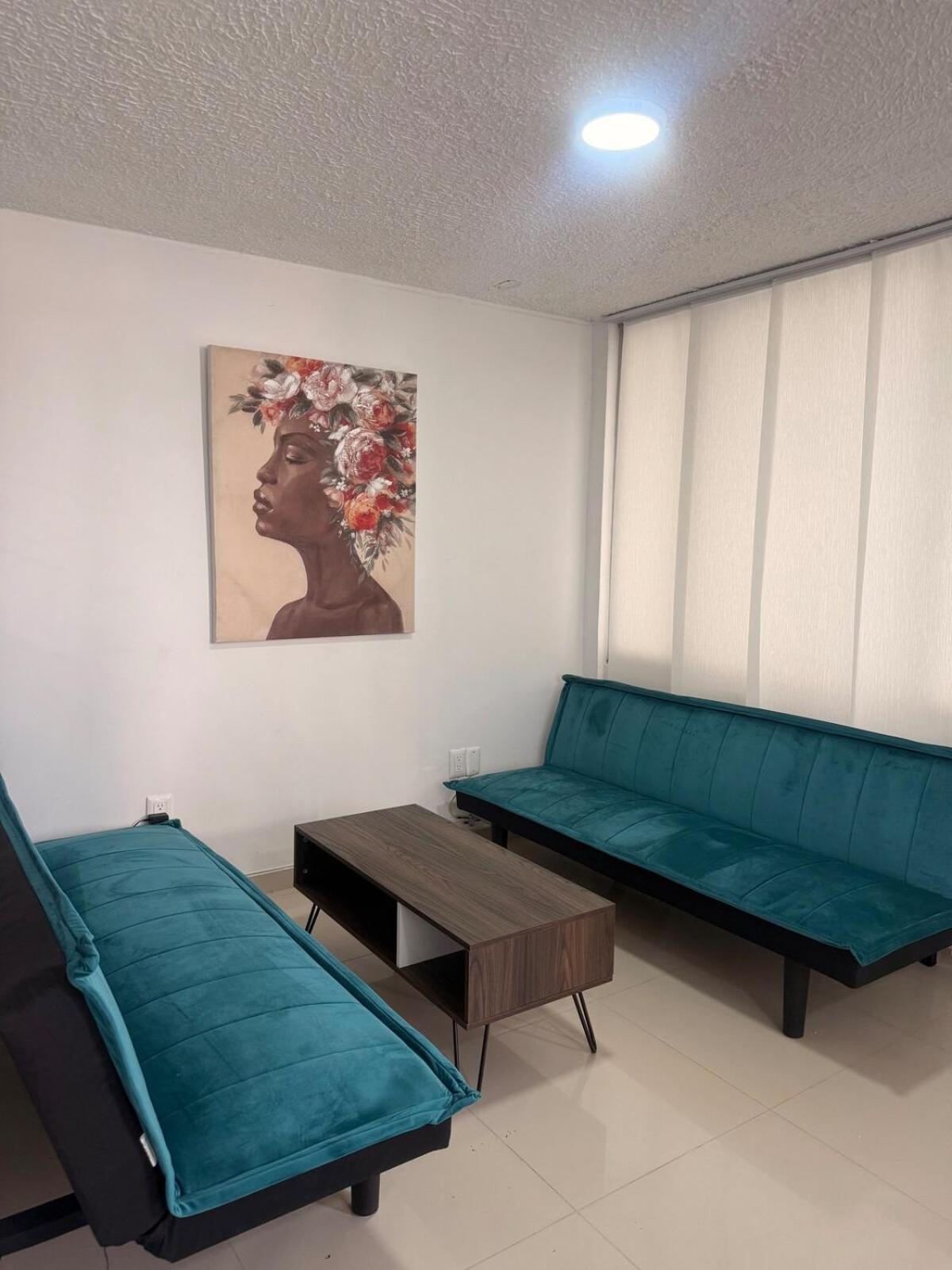 Hermosa Habitacion A Una Cuadra Del Ventura Plaza 3 Кукута Экстерьер фото